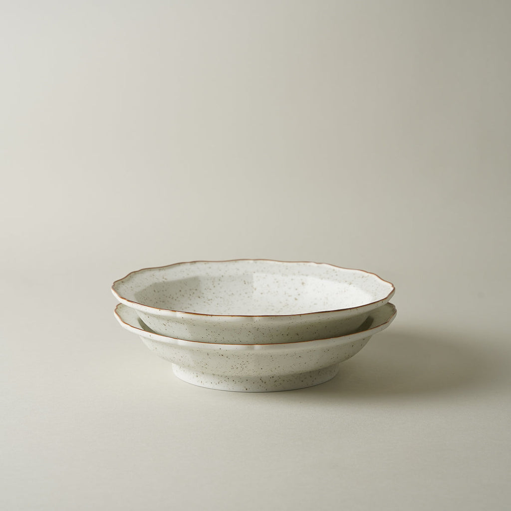 有田焼 渕錆白斑紋 輪花高台向付 18 cm